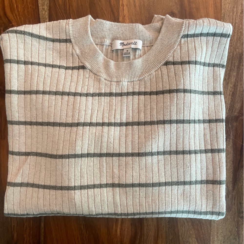 Madewell lightweight top. Size medium